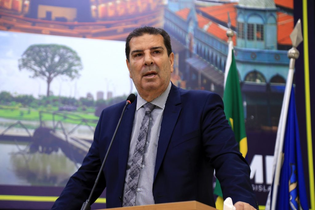 Presidente da CMB, Zeca Pirão, enfatiza o compromisso do Legislativo em atender ao chamado do Executivo municipal para votar o auxílio estudantil