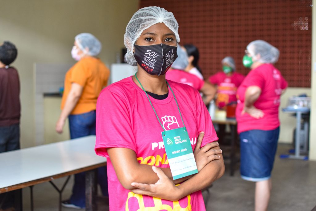 Adrielly Oliveira, 24 anos, aluna do curso de panificação artesanal.