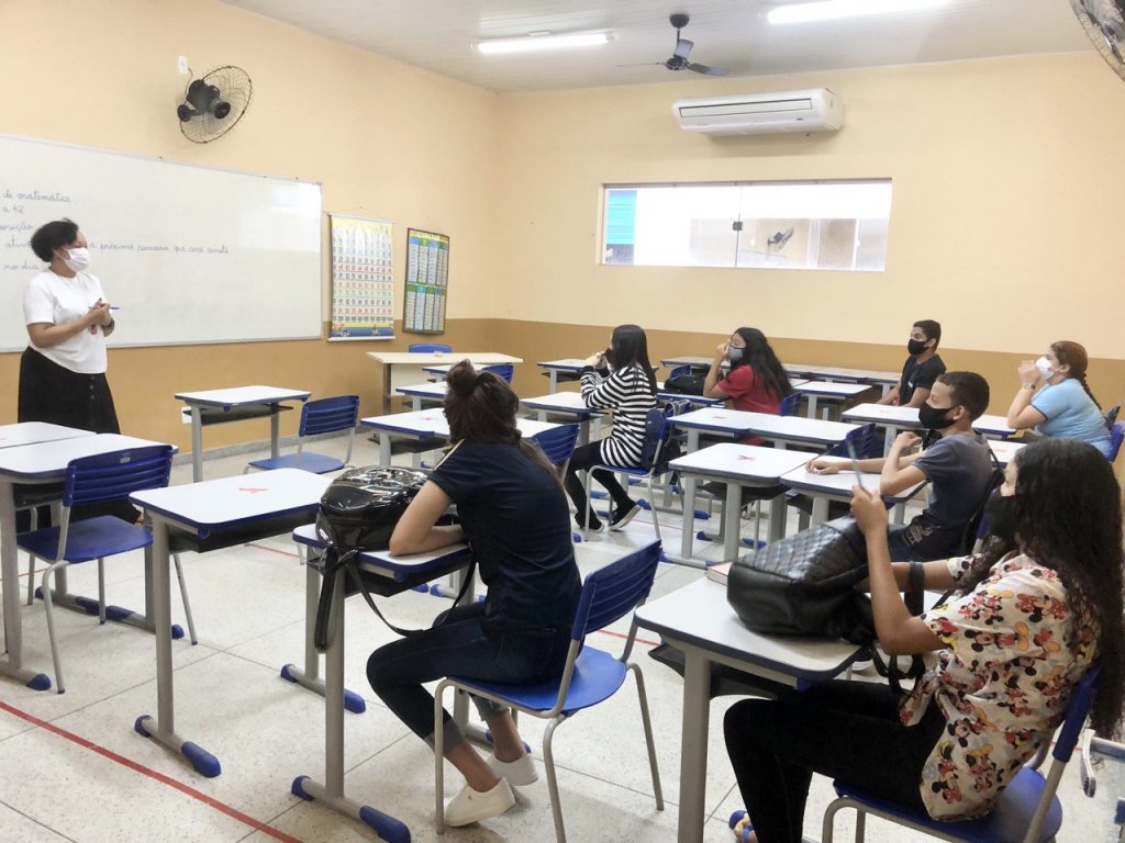 A Prefeitura de Belém destinou R$ 10 milhões ao auxílio estudantil para alunos matriculados nas escolas da Semec e da Funbosque