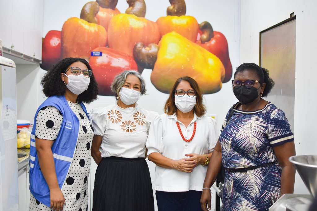 Ellana Silva, agente distrital de Icoaraci; Araceli Lemos, diretora-geral da Secretaria Municipal de Educação; Georgina Galvão, coordenadora-geral do Banco do Povo de Belém; Guiomar Cruz, professora da Semec.